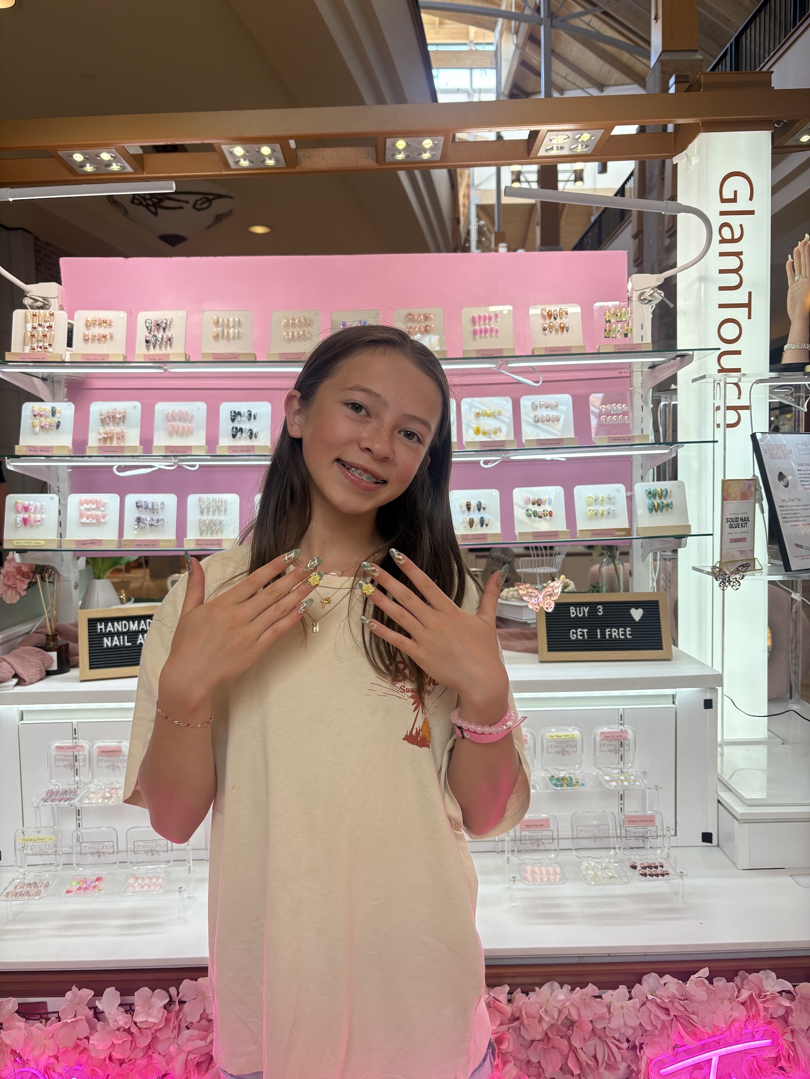 GlamTouch Nail Shop nail photo 4